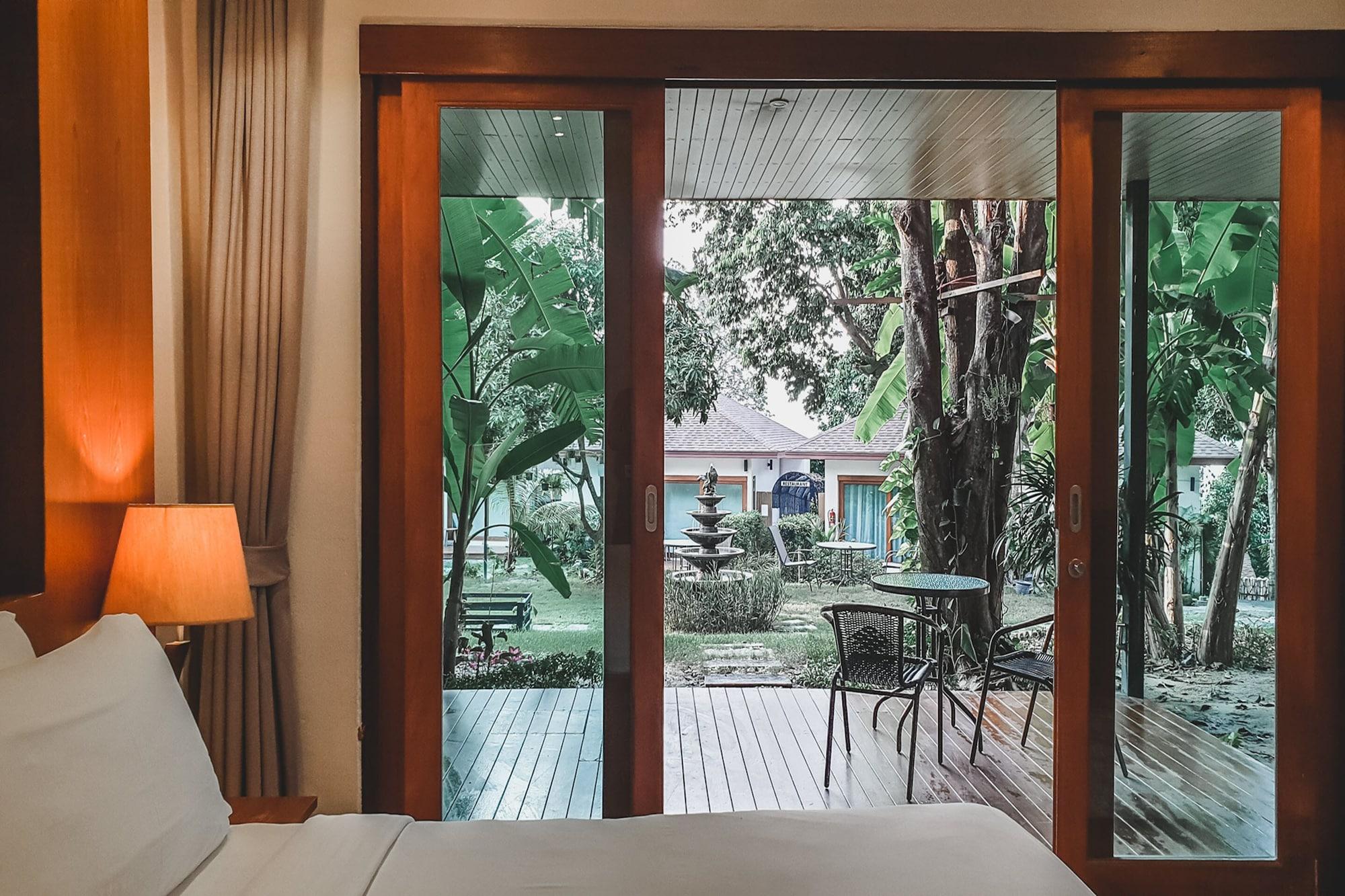 The Cliff Lipe Hotel Exterior photo
