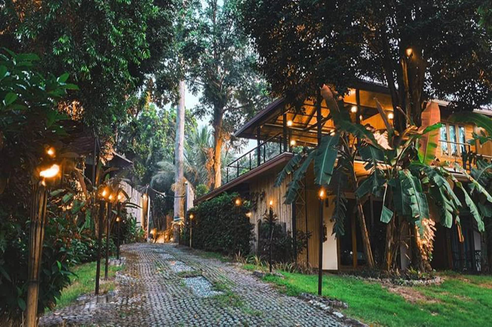 The Cliff Lipe Hotel Exterior photo