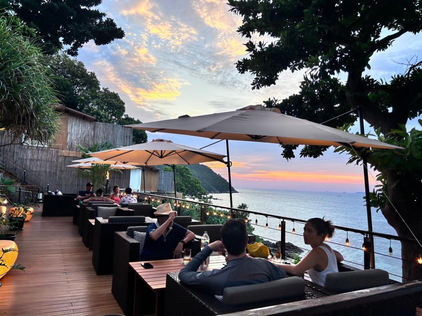 The Cliff Lipe Hotel Exterior photo